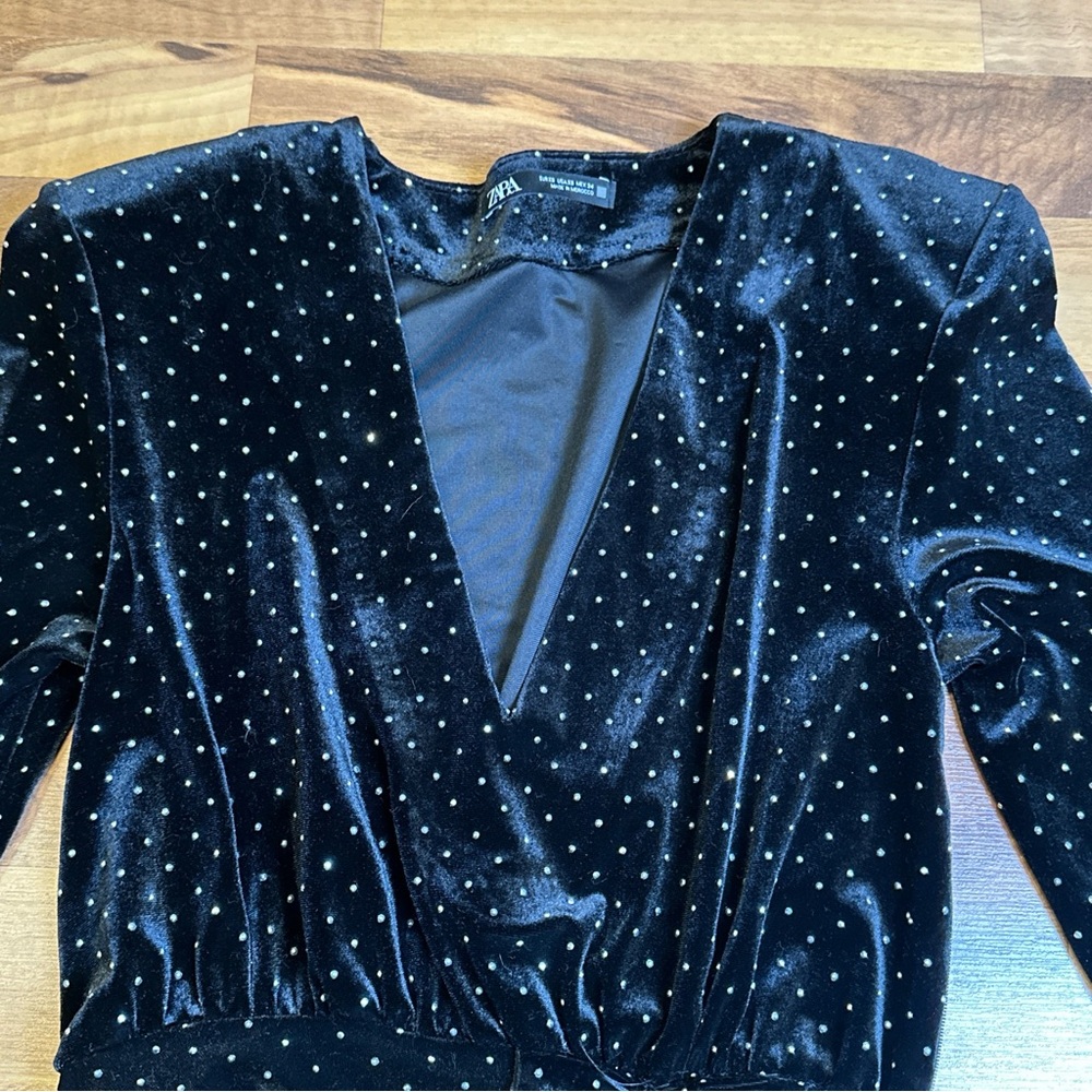 Zara Velvet Long Sleeve‎ Studded Ruched Ruffle Dress Size XS Side Zipper - Picture 3 of 7